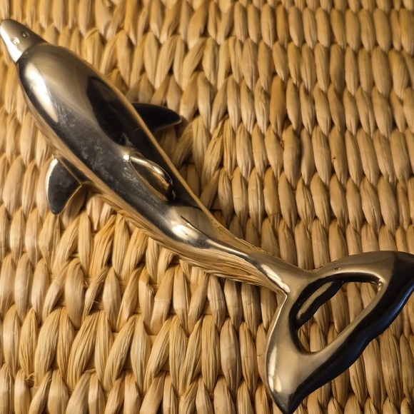 Vintage Collectible Silver-Plated Dolphin-Shaped Bottle/Twist Off Cap Opener - Picture 4 of 8